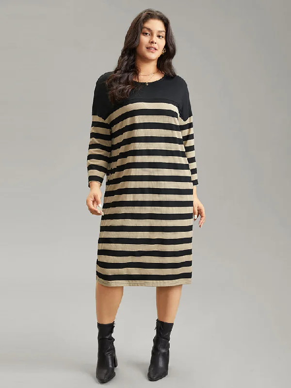 Contrast Striped Pocket Knit Dress